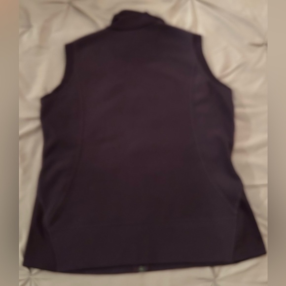 Columbia Women’s Fleece Vest • Deep Plum • Size XL - Picture 4 of 6